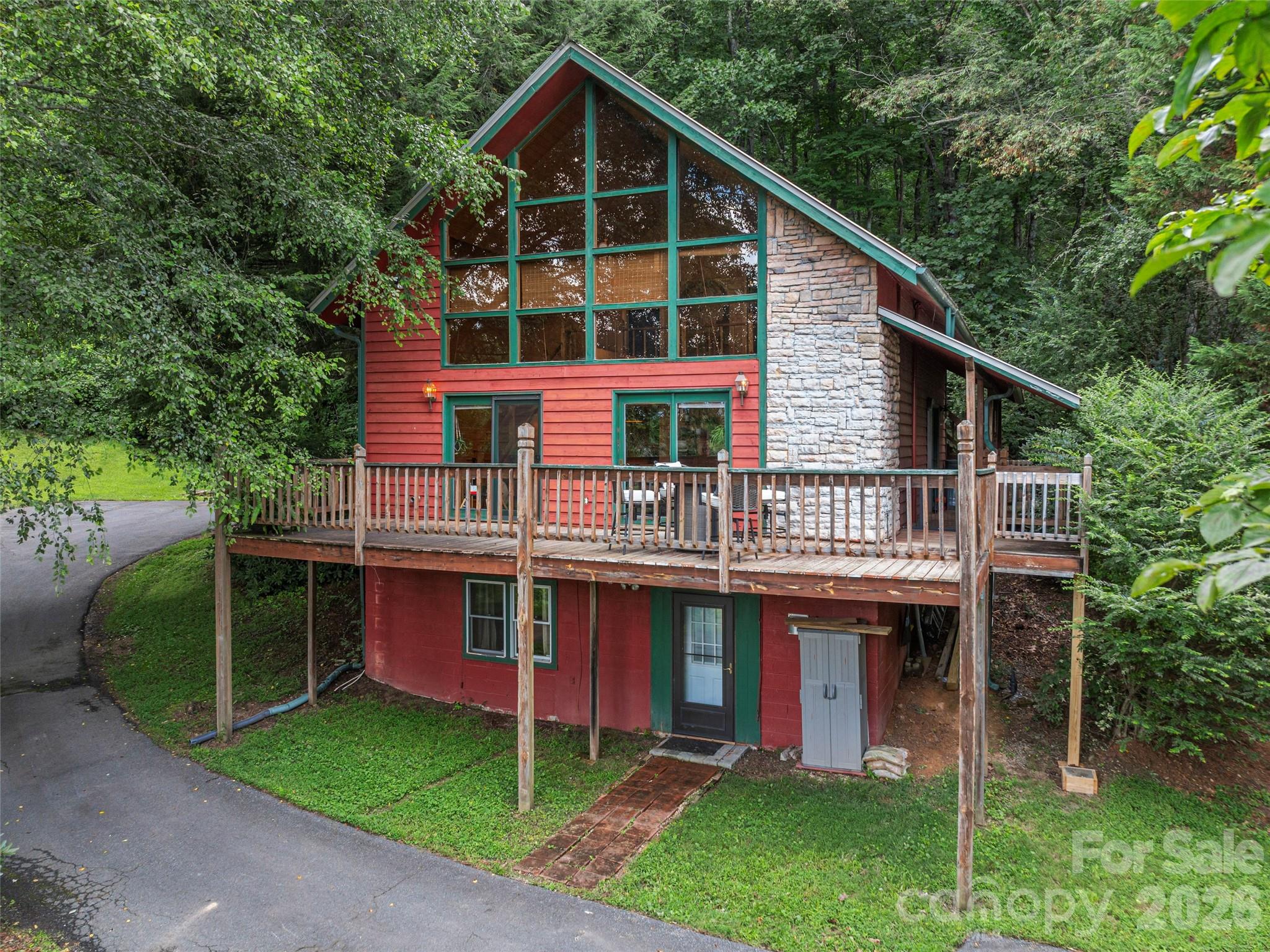 215 Hall Top Road, Waynesville