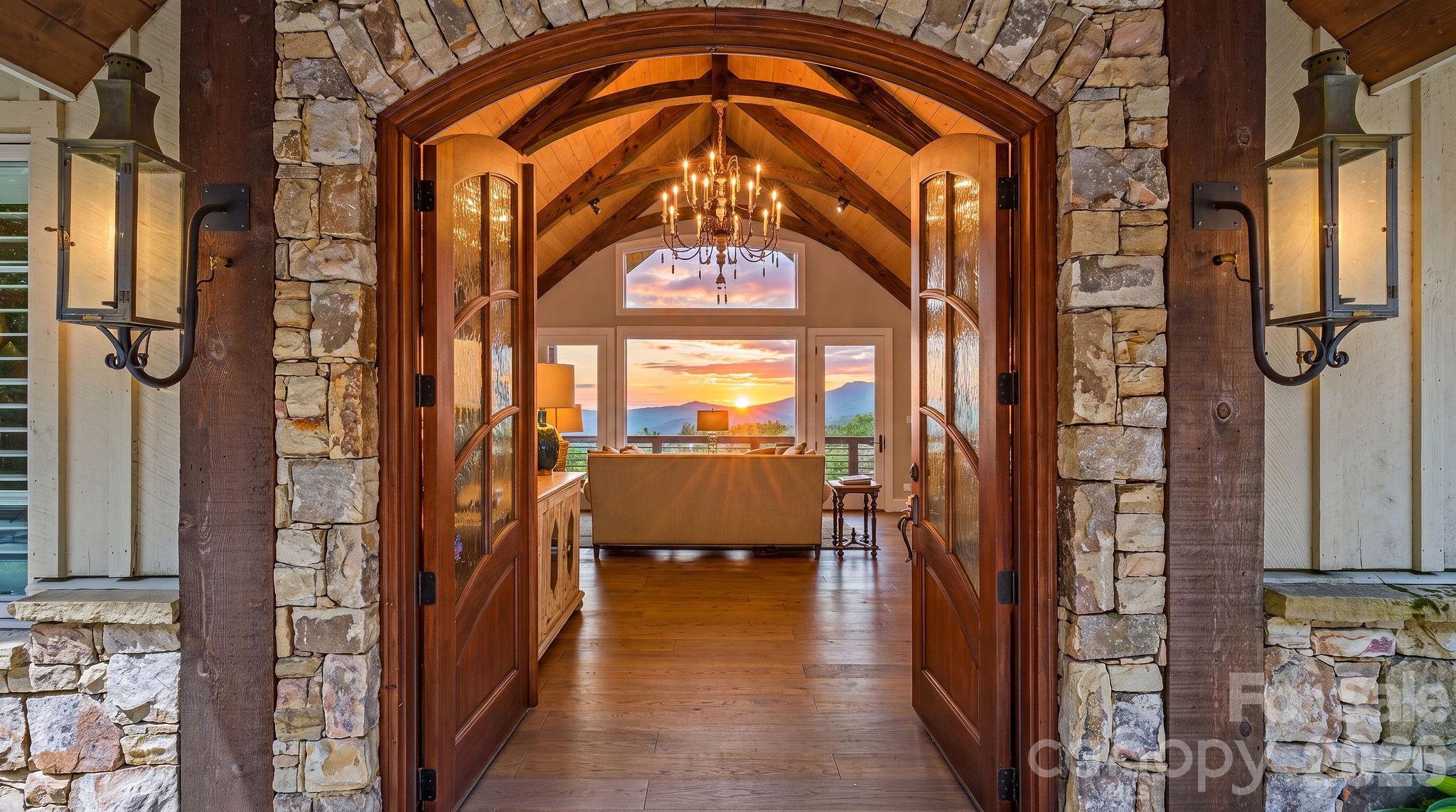 777 Green Hill Road, Blowing Rock
