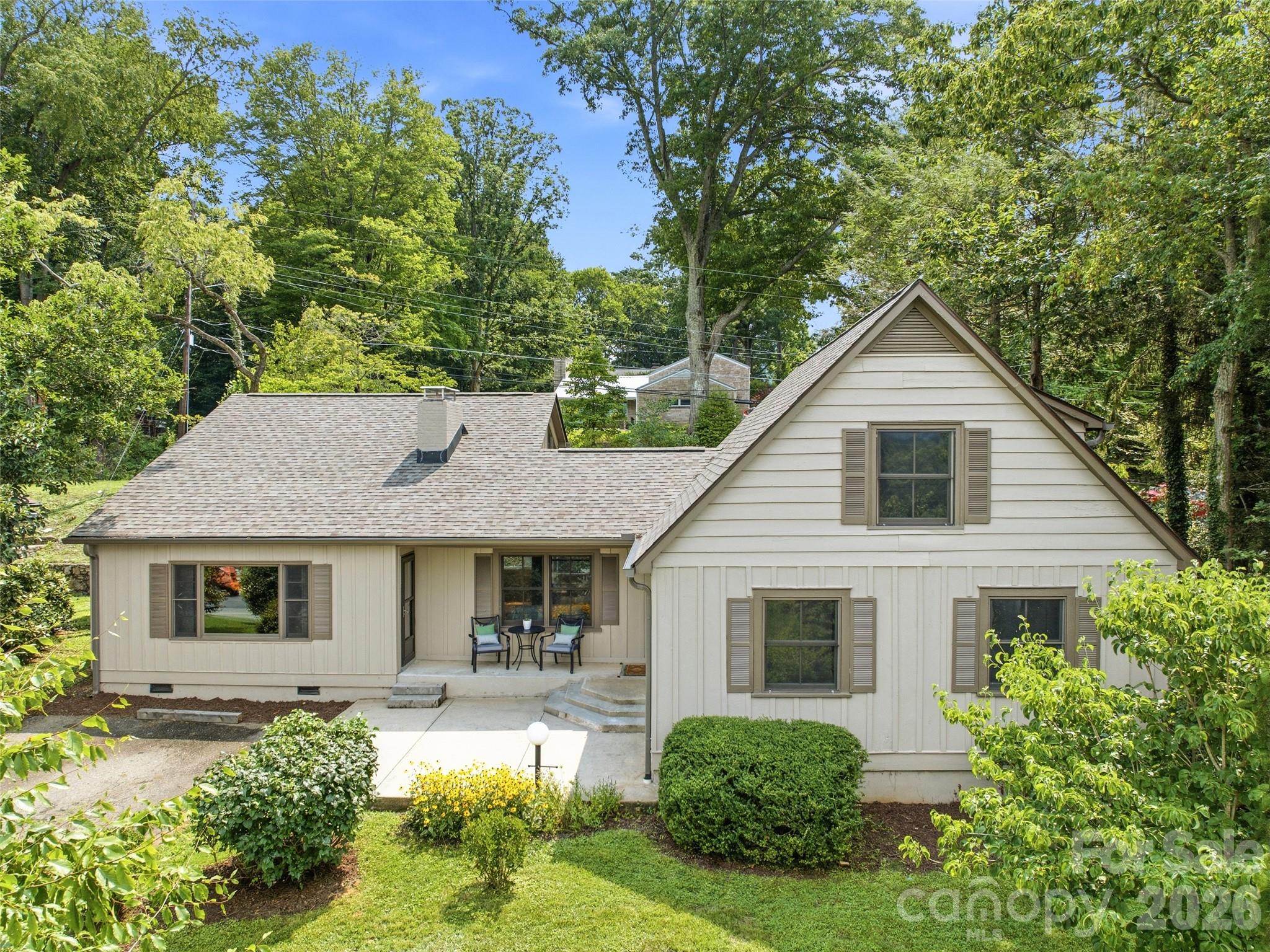 279 Longview Drive, Waynesville