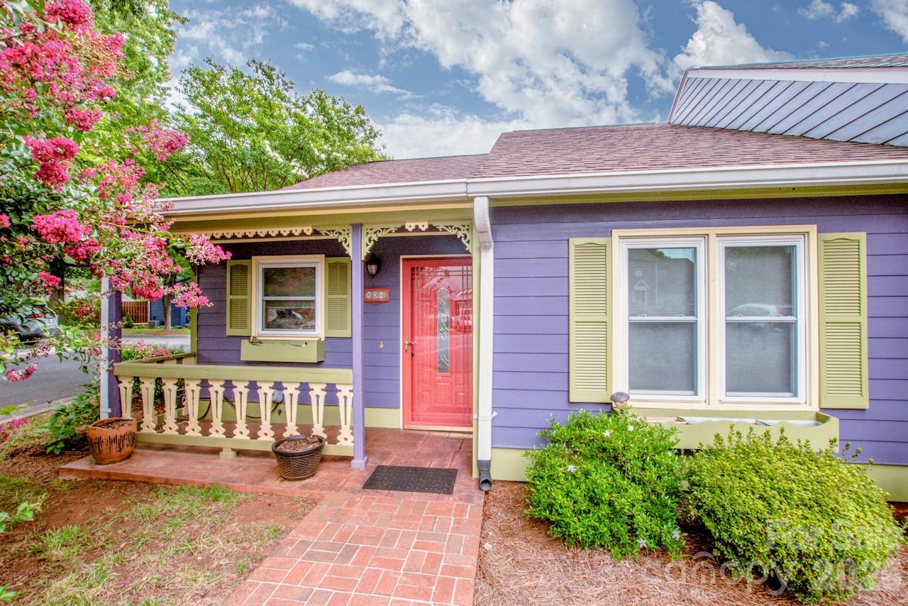 806 Prince Albert Court, Statesville