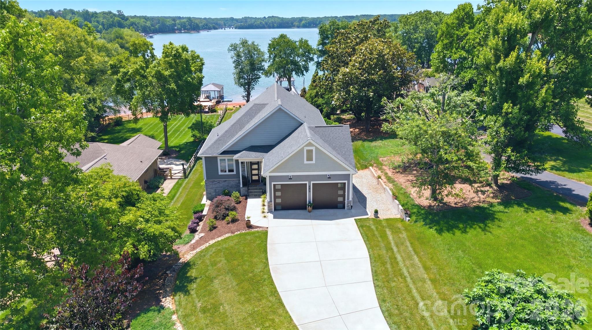 4293 Harbor Lane, Sherrills Ford