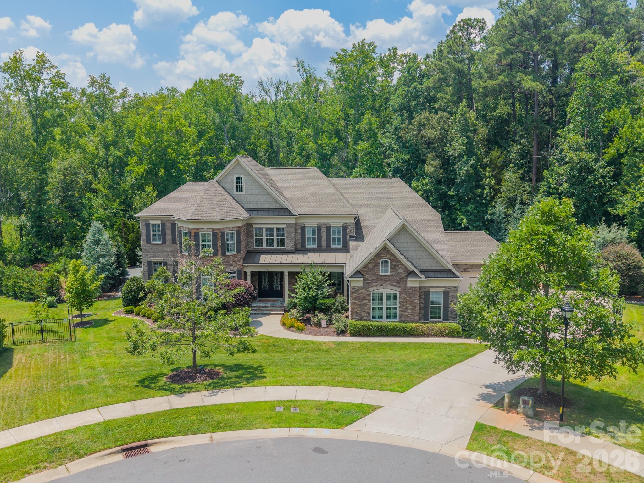 435 Turtleback Ridge