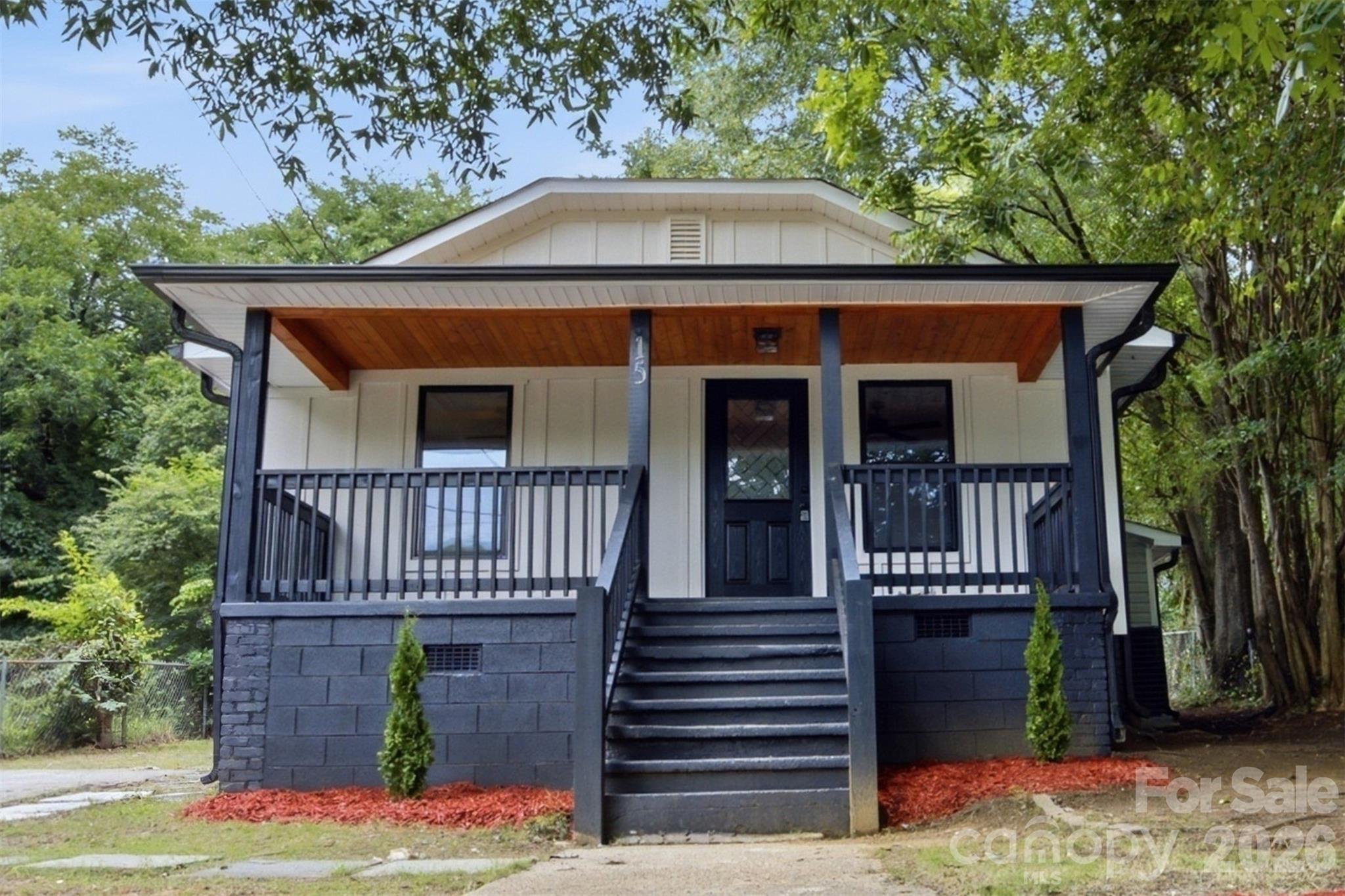 15 Meadowview Avenue
