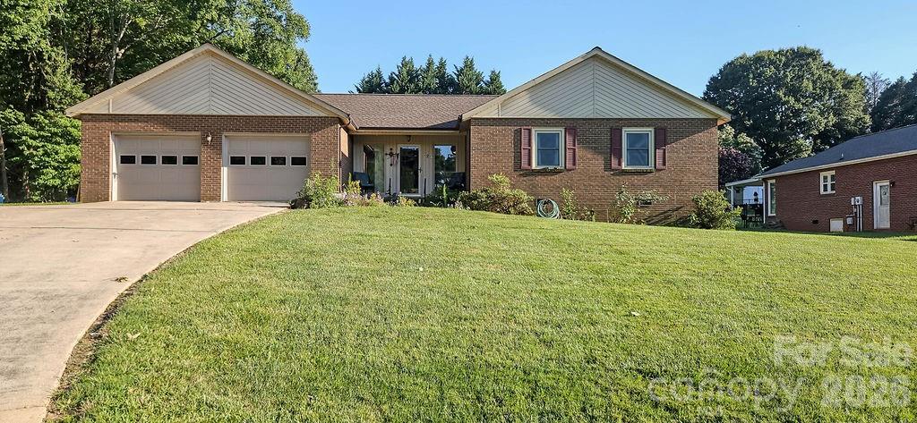 220 Sherwood Drive, Taylorsville