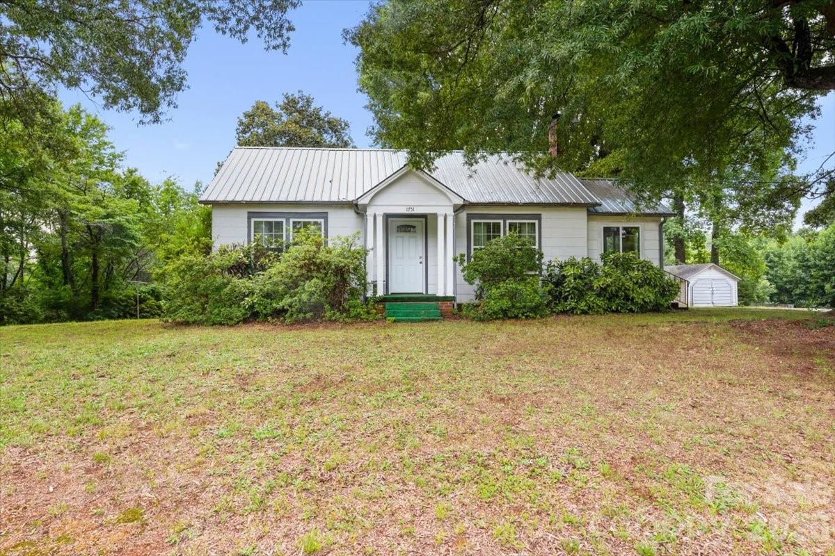 1751 NC 10 Highway, Newton