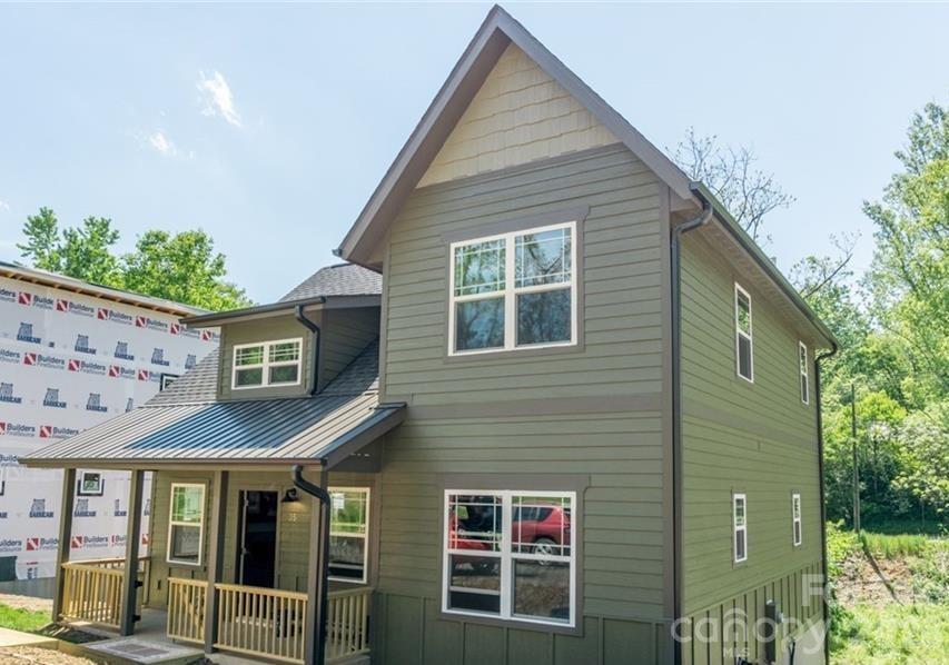 35 Emmett Lane, Asheville