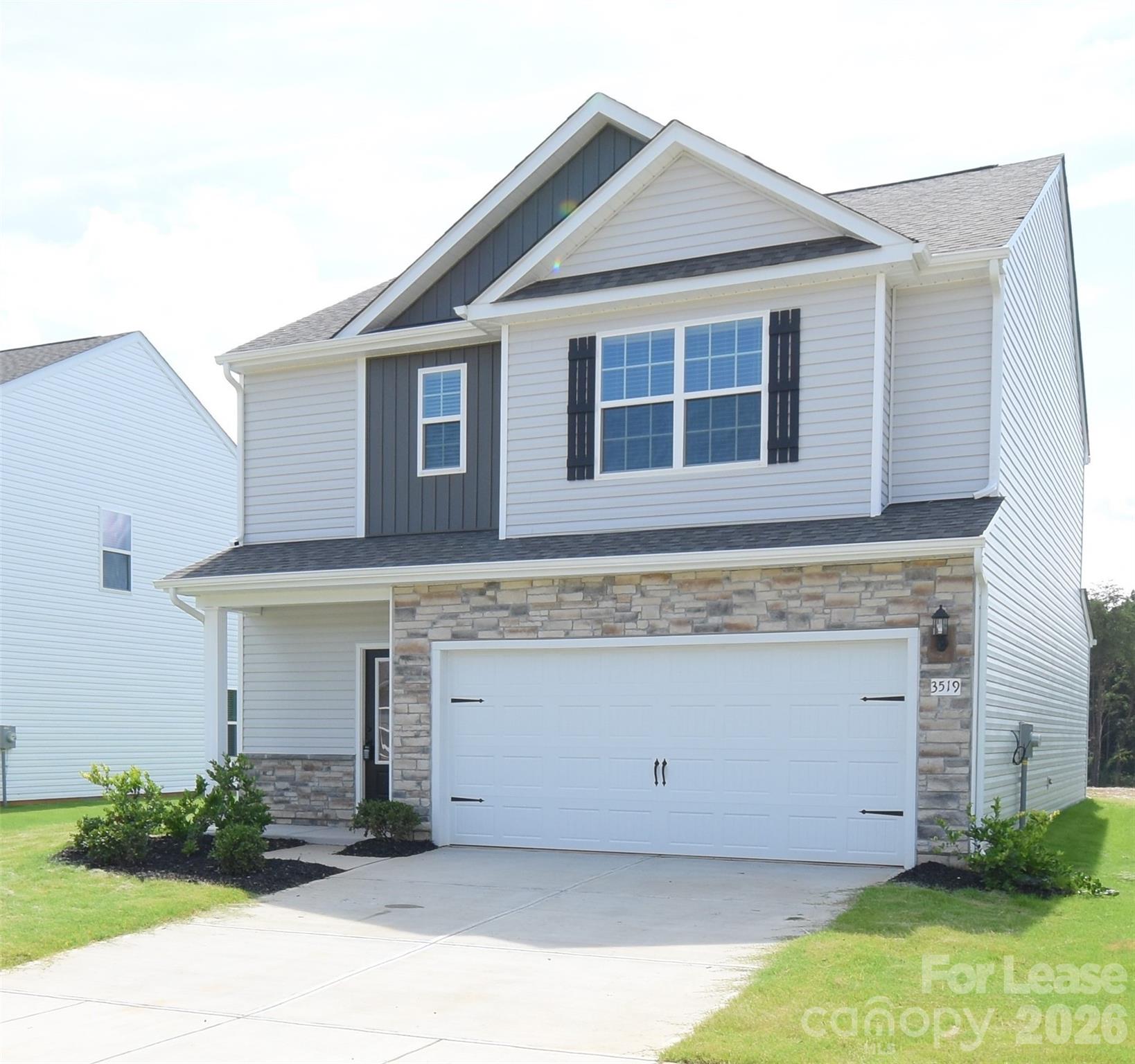 3519 Narrow Lane