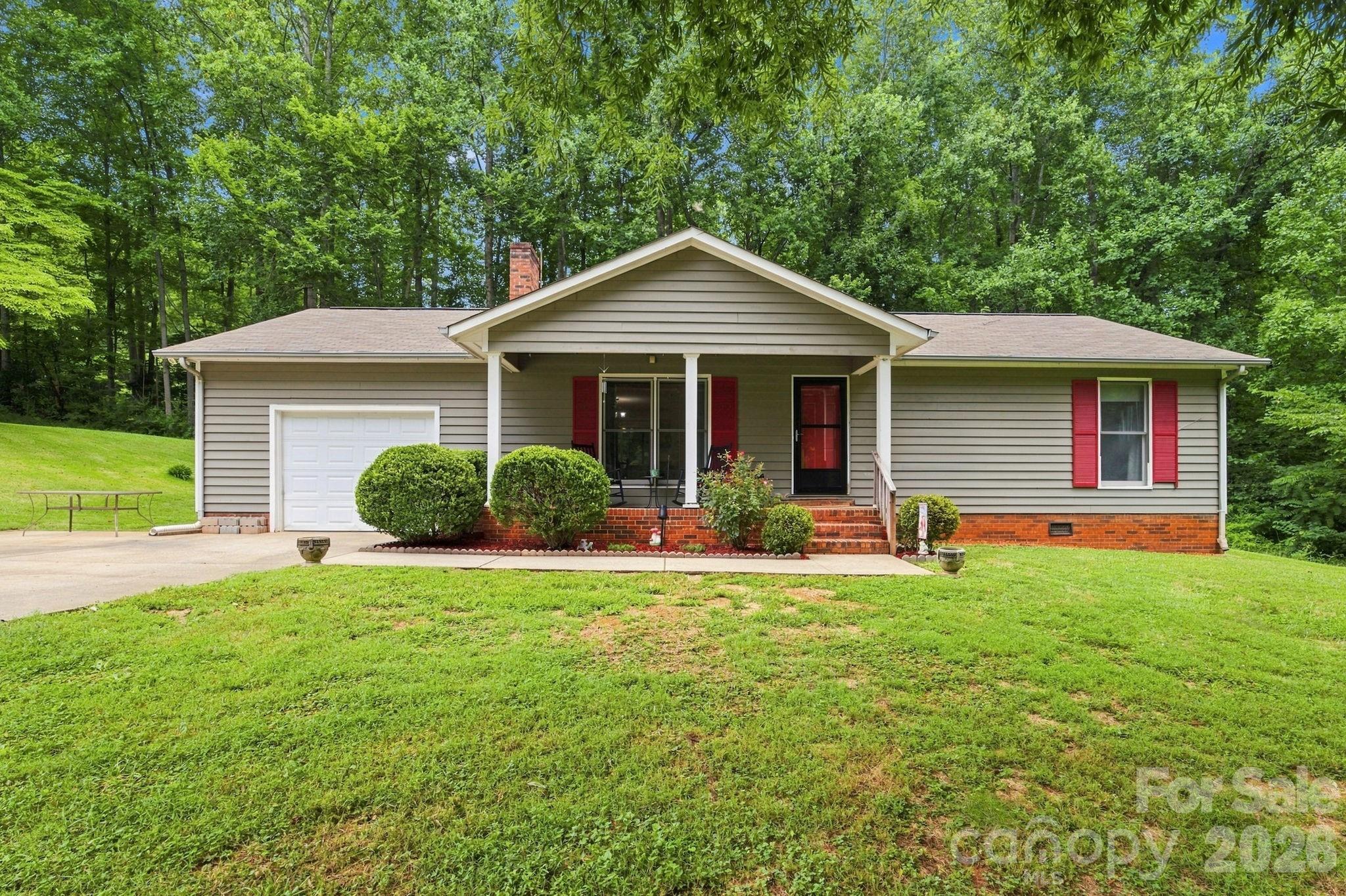 213 Hamilton Road, Troutman