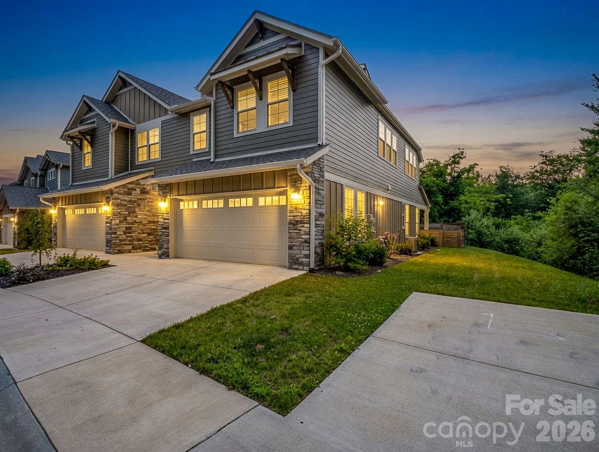 572 Sweet Birch Park Lane, Black Mountain
