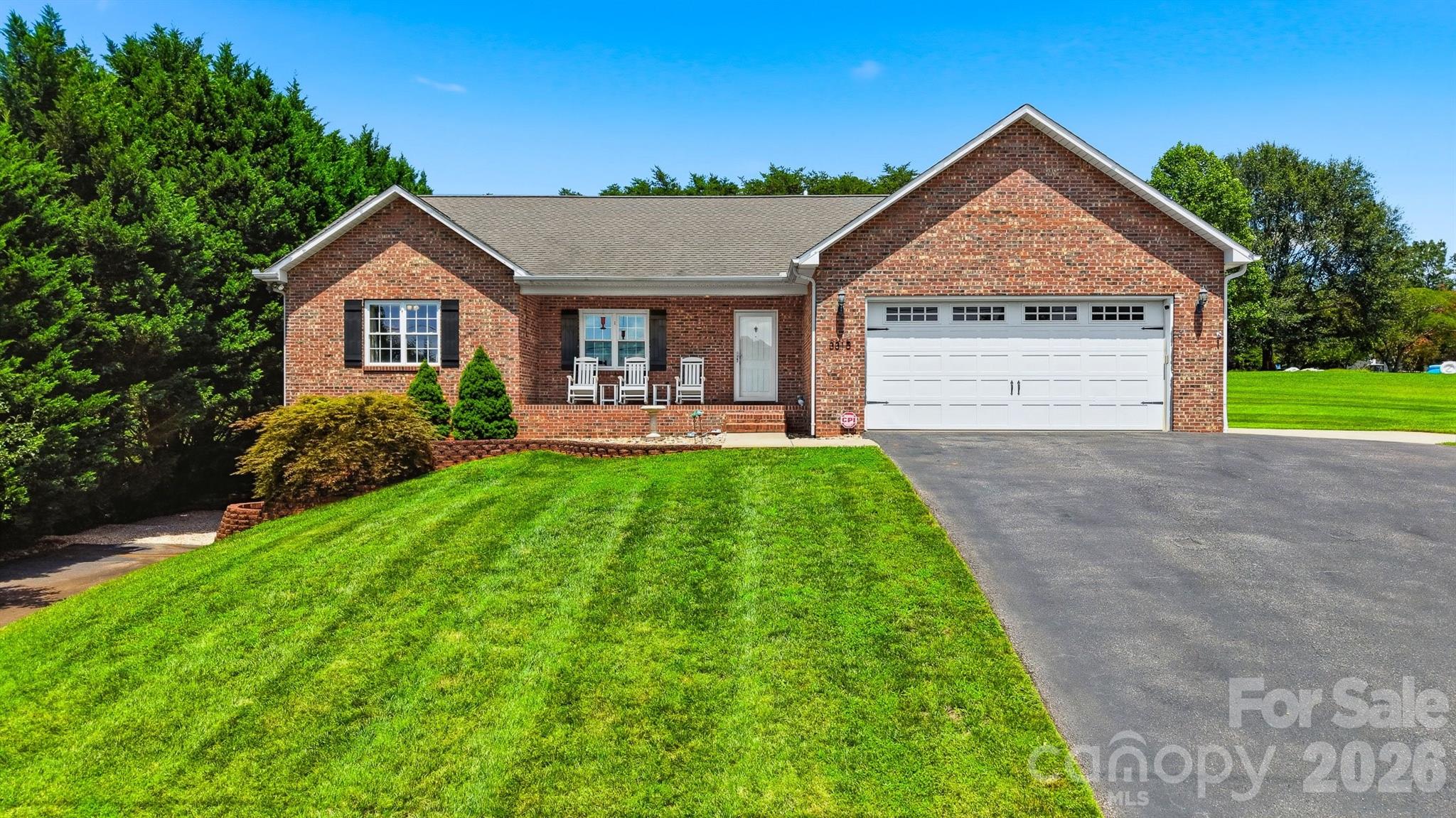 3315 47th Avenue Place, Hickory