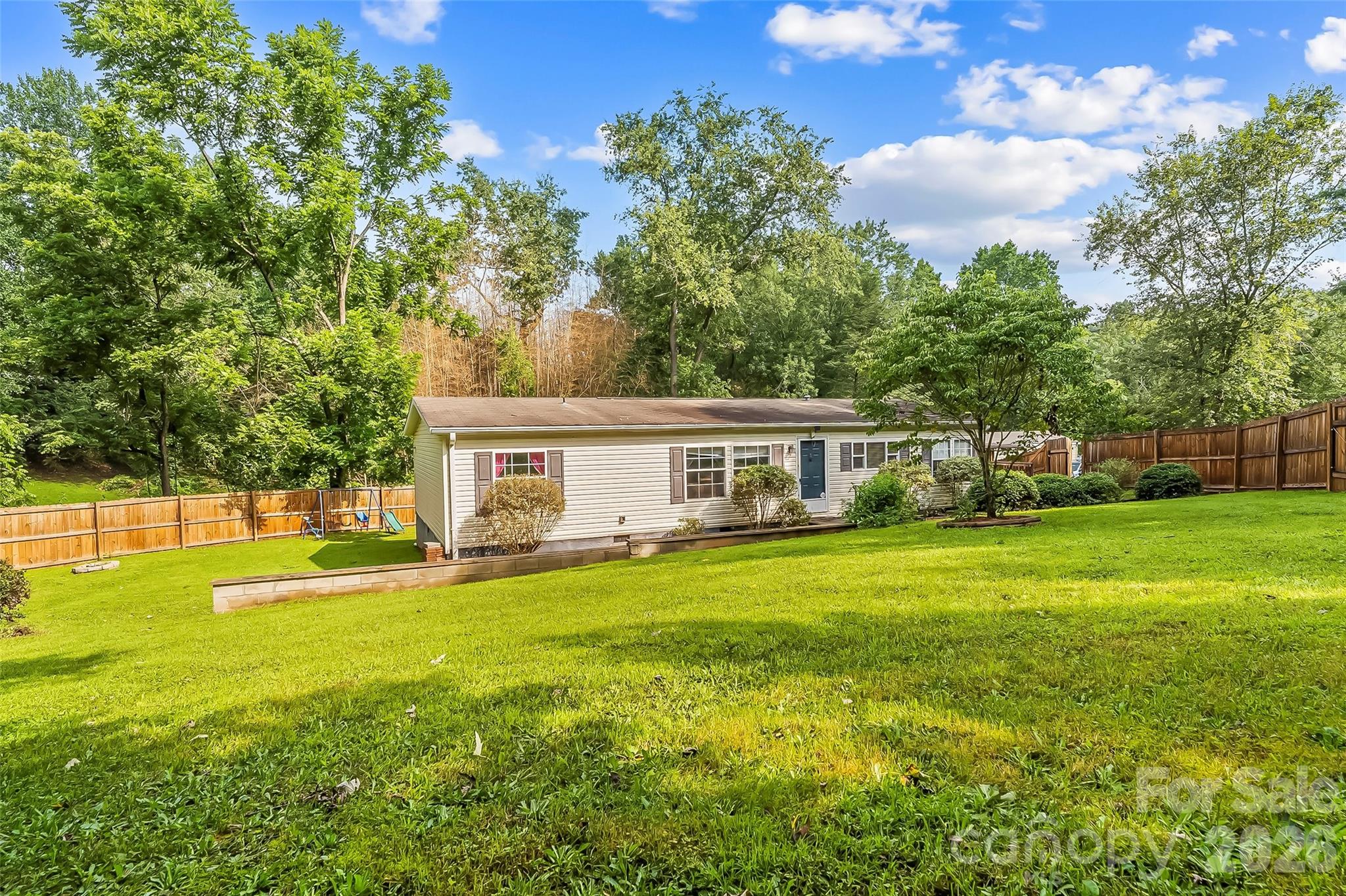 19 Brandon Lane, Weaverville